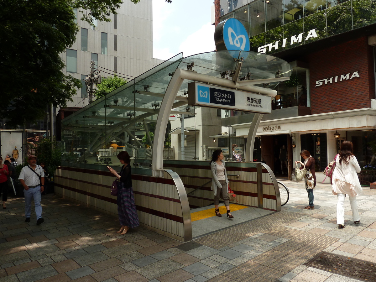 รูปถ่าย ญี่ปุ่น(Japan) โตเกียว(Tokyo) โอโมเตะซันโด(Omotesando) 2010-06 67