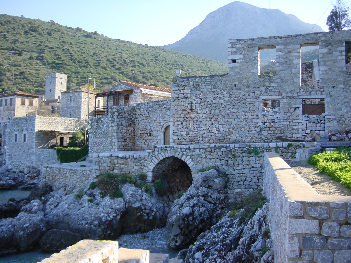 รูปถ่าย กรีก(Greece) ลิเมนิ(Limeni) 2003-12 19