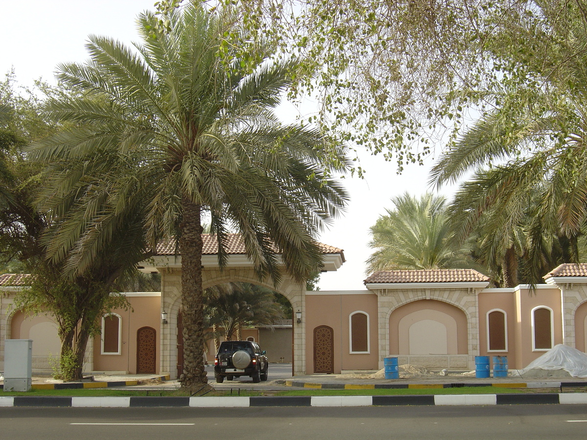 รูปถ่าย สหรัฐอาหรับเอมิเรตส์(United Arab Emirates) อาเลอิน(Al Ain) 2005-03 59