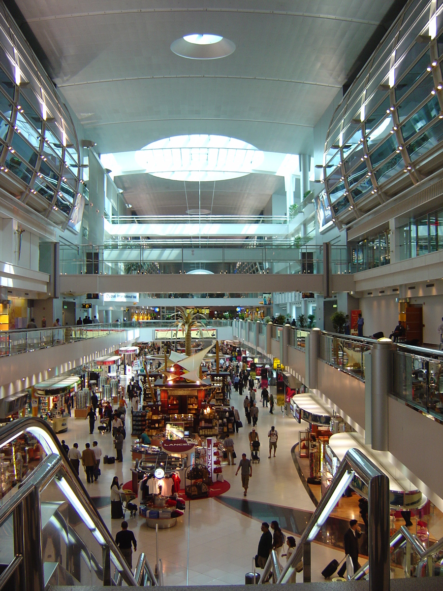 รูปถ่าย สหรัฐอาหรับเอมิเรตส์(United Arab Emirates) ดูไบ(Dubai) สนามบินดูไบ(Dubai International Airport) 2005-03 4