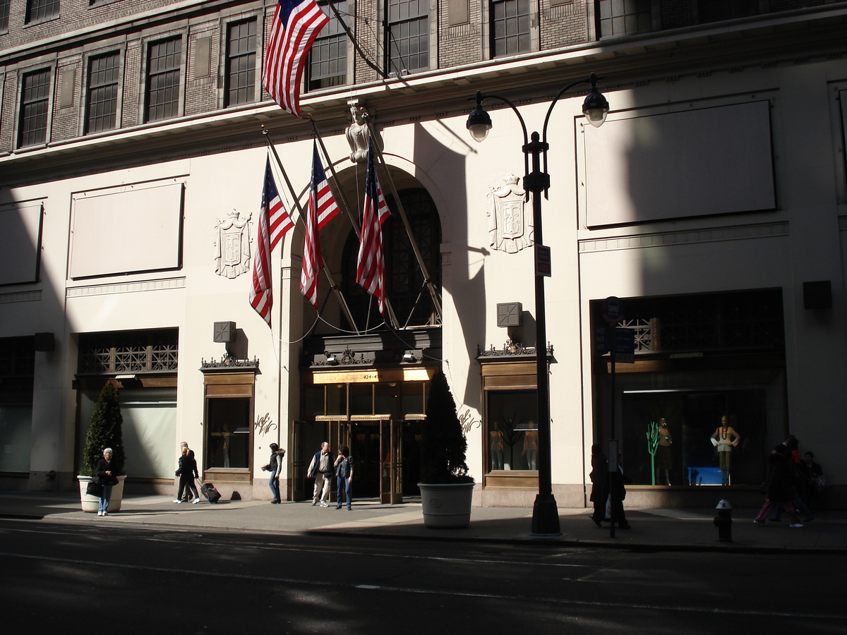 รูปถ่าย สหรัฐอเมริกา(United States) นิวยอร์ก(New York) ตามถนนฟิฟท์อเวนิว(down the 5th Avenue) 2006-03 14