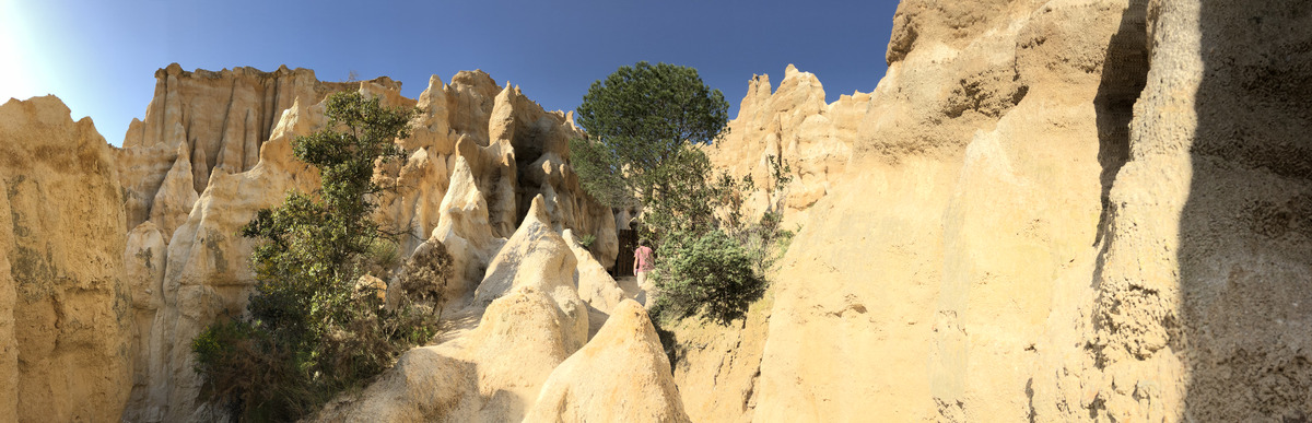 รูปถ่าย ฝรั่งเศส(France) เสาหินออร์กดีล-ซูร์-แต็ต(Orgues d'Ille Sur Tet) 2018-04 28