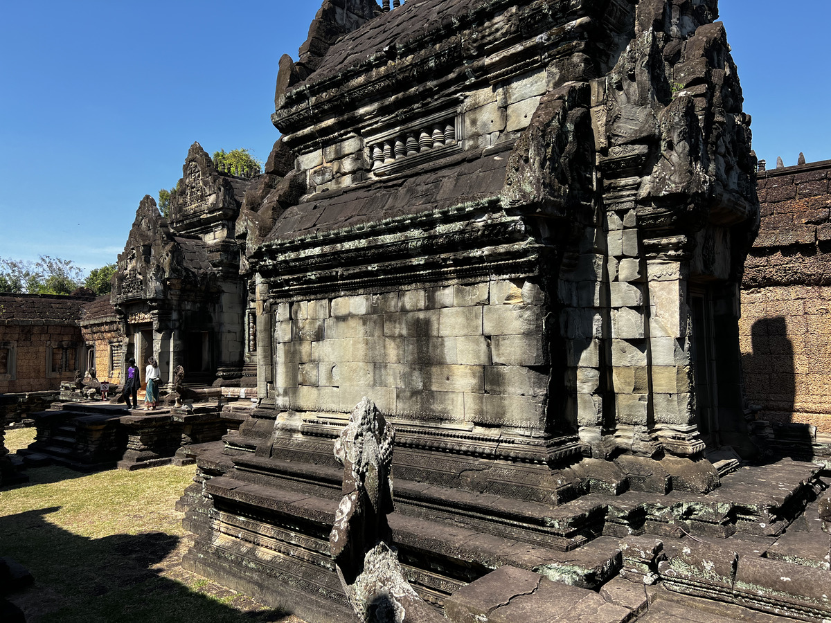 รูปถ่าย กัมพูชา(Cambodia) เสียมราฐ(Siem Reap) ปราสาทบันทายสำเหร่(Banteay Samre) 2023-01 53