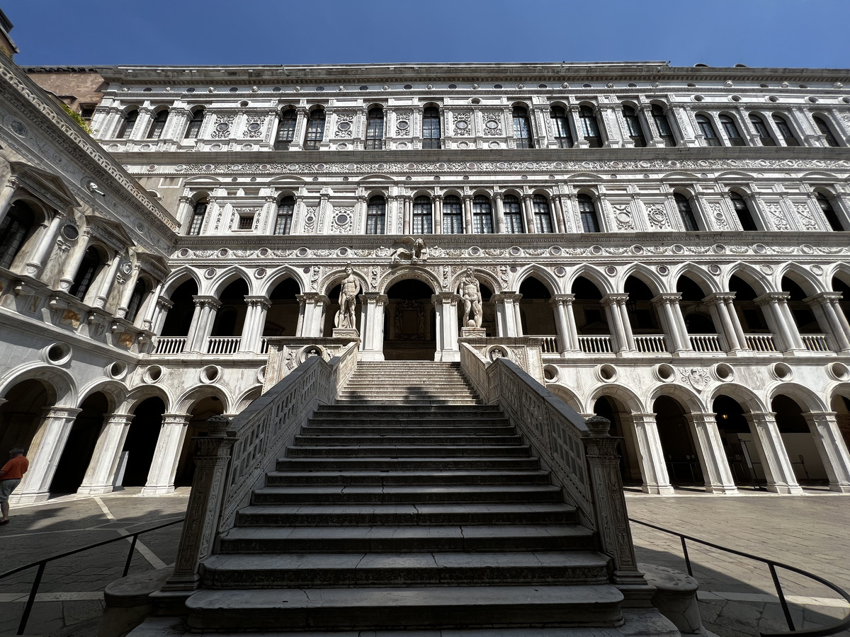 รูปถ่าย อิตาลี(Italy) เวนีส(Venice) พระราชวังดอจ (ปาลัซโซดูกาเล)(Doge's Palace (Palazzo Ducale)) 2022-05 99