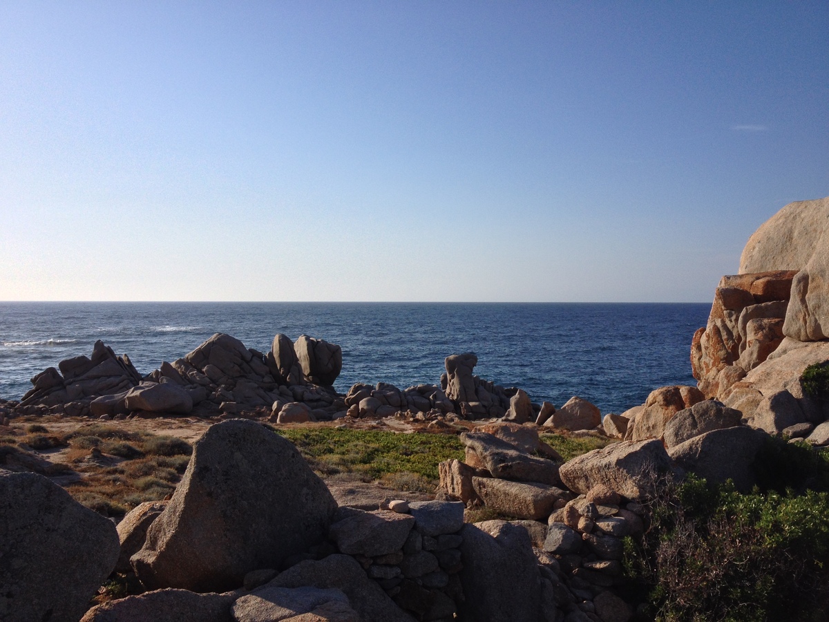 รูปถ่าย อิตาลี(Italy) ซาร์ดิเนีย(Sardinia) ปอร์โตเบลโลดีกัลลูรา(Portobello di Gallura) 2015-06 1