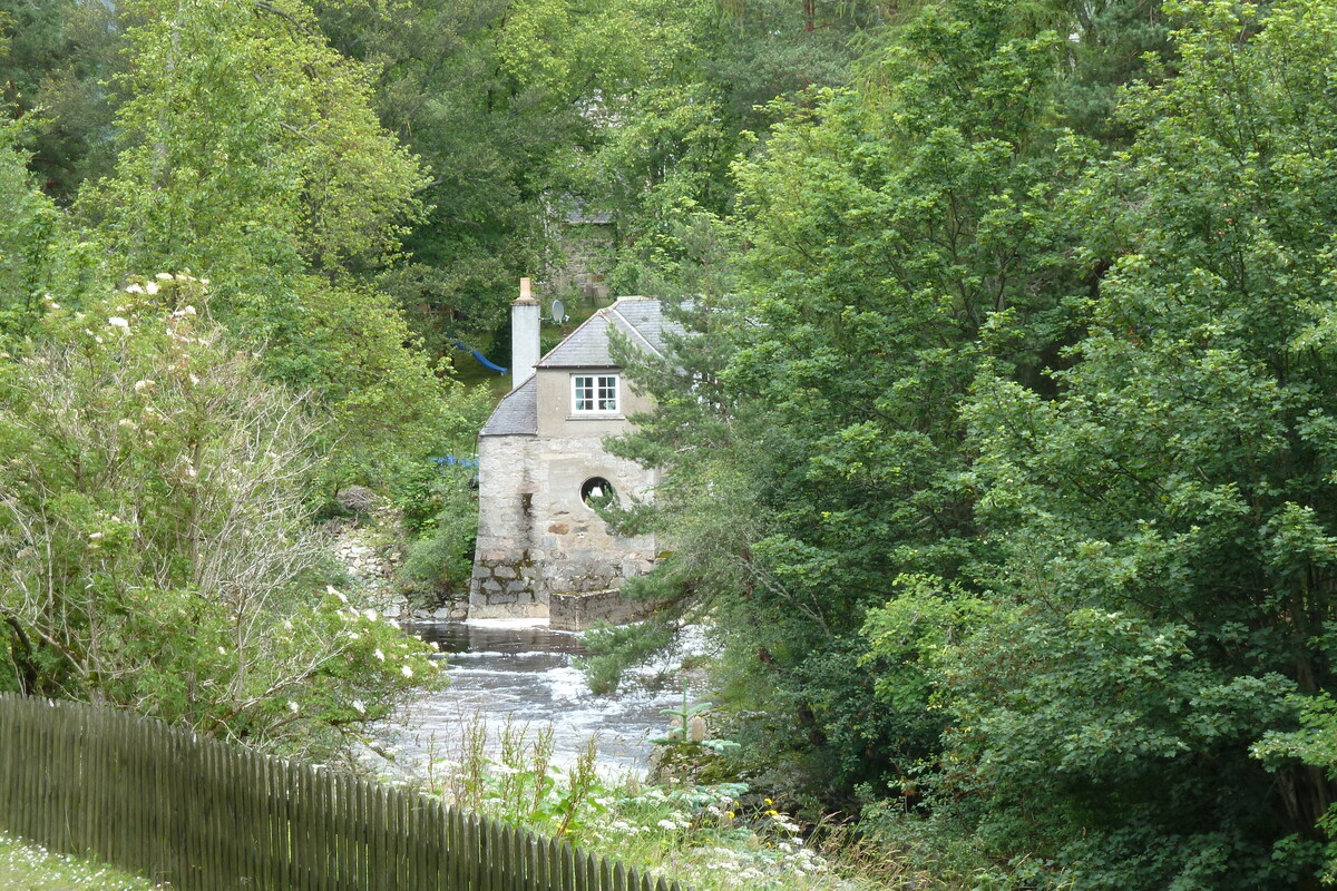 รูปถ่าย อังกฤษ(United Kingdom) สกอตแลนด์(Scotland) เบรมาร์(Braemar) 2011-07 14