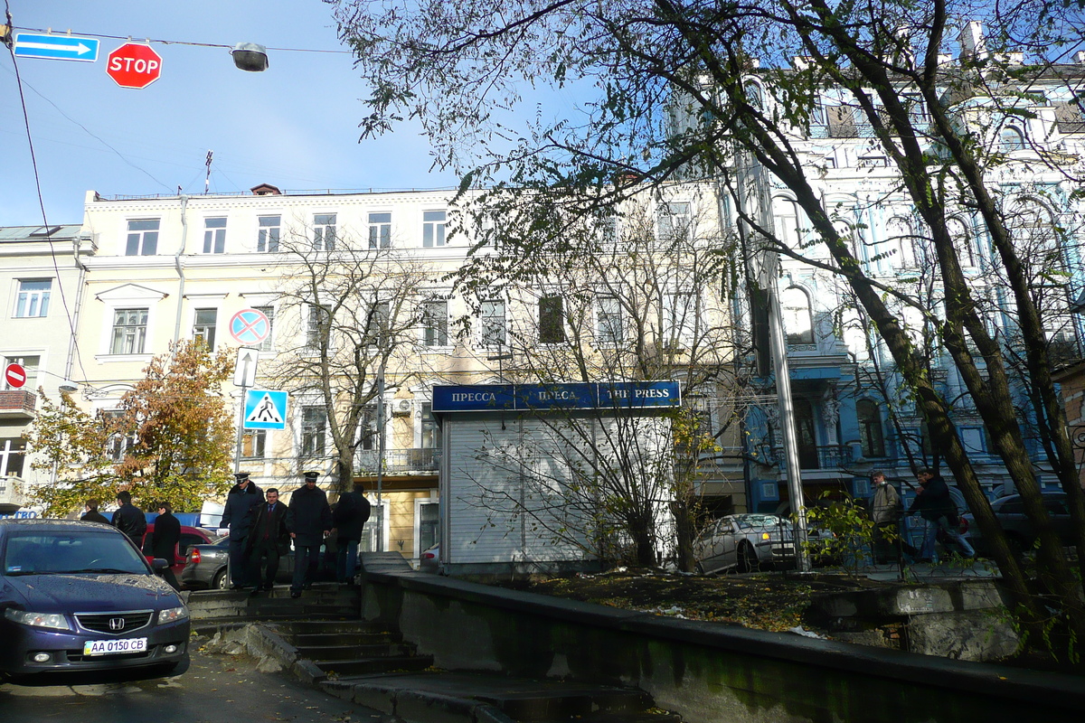 รูปถ่าย ยูเครน(Ukraine) เคียฟ(Kiev) กูเดรียเวท(Kudriavets) 2007-11 46