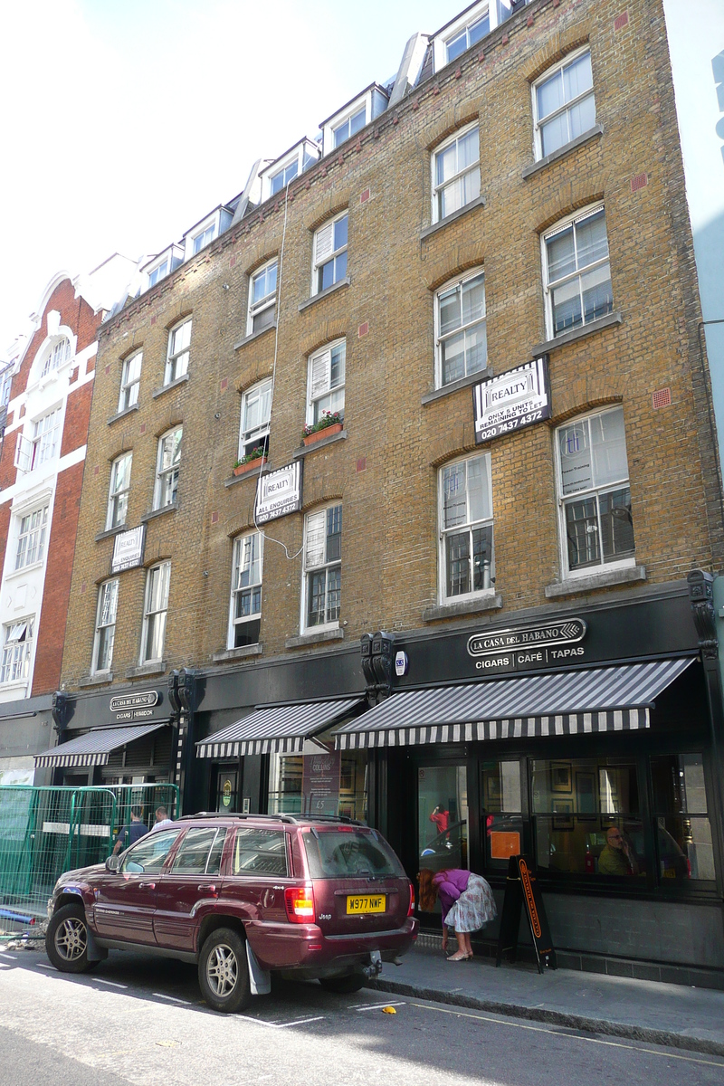 รูปถ่าย อังกฤษ(United Kingdom) ลอนดอน(London) ถนนวอร์ดอร์(Wardour Street) 2007-09 15