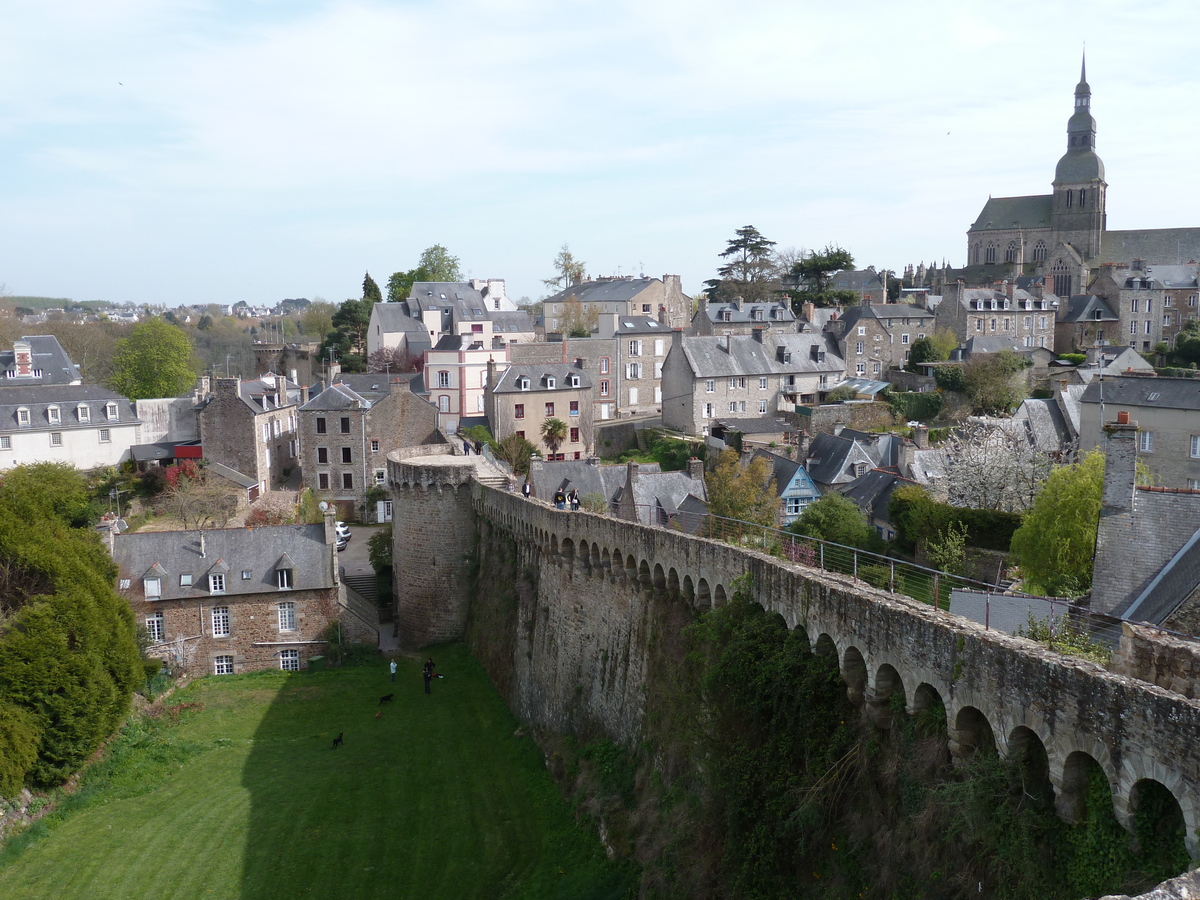 รูปถ่าย ฝรั่งเศส(France) ดีน็อง(Dinan) กำแพงเมืองดีน็อง(Dinan city walls) 2010-04 10