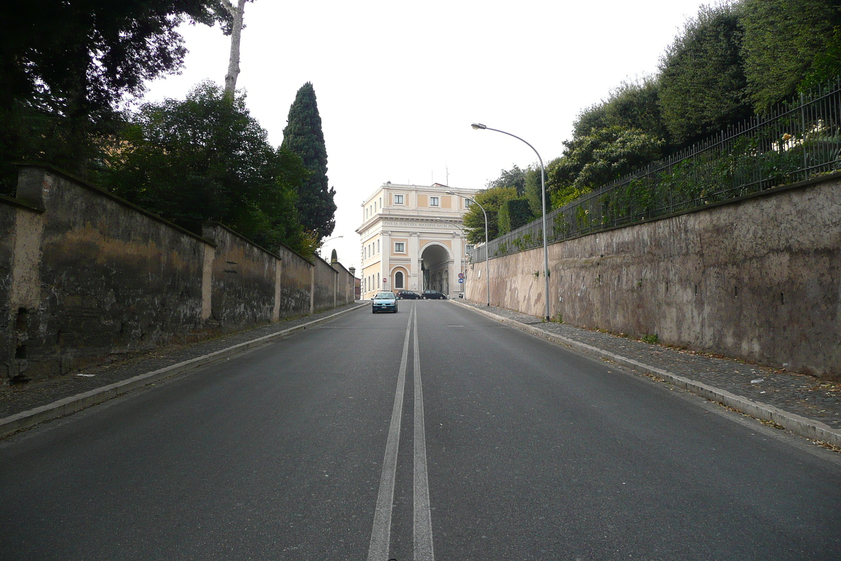 รูปถ่าย อิตาลี(Italy) โรม(Rome) ถนนการีบัลดี(Via Garibaldi) 2007-11 14