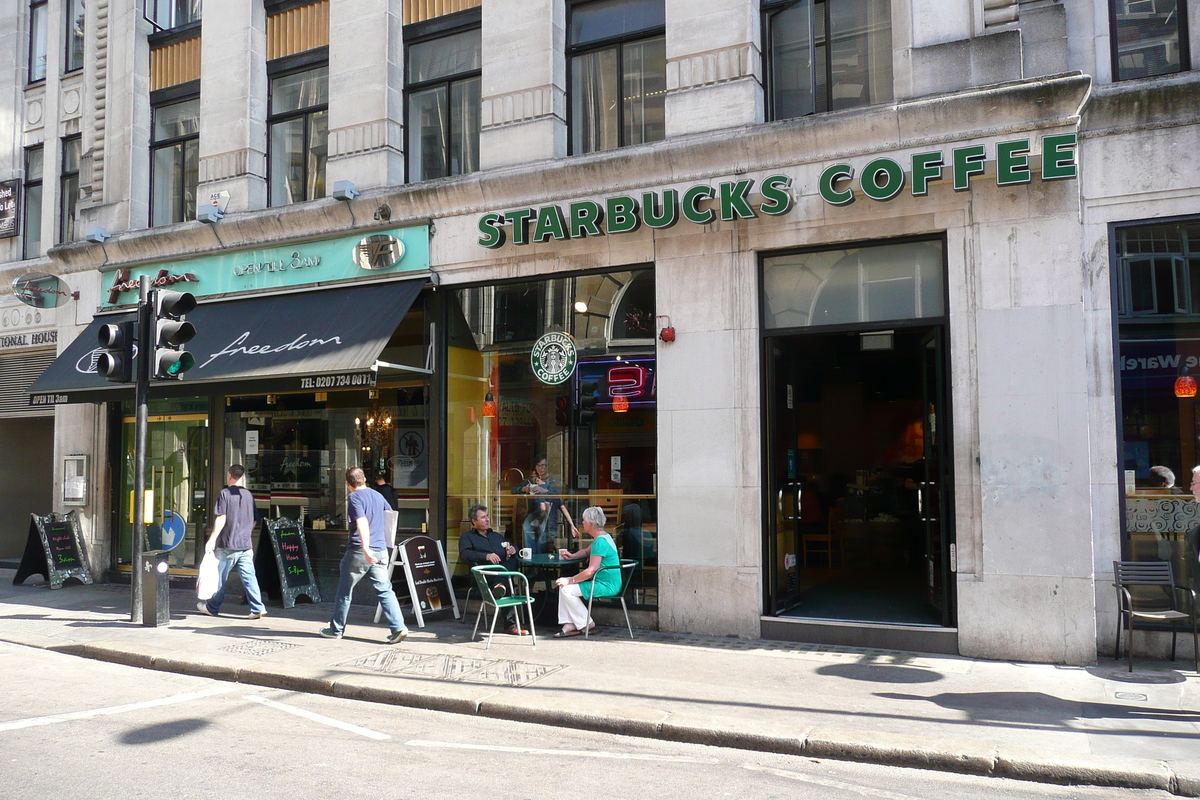 รูปถ่าย อังกฤษ(United Kingdom) ลอนดอน(London) ถนนวอร์ดอร์(Wardour Street) 2007-09 1