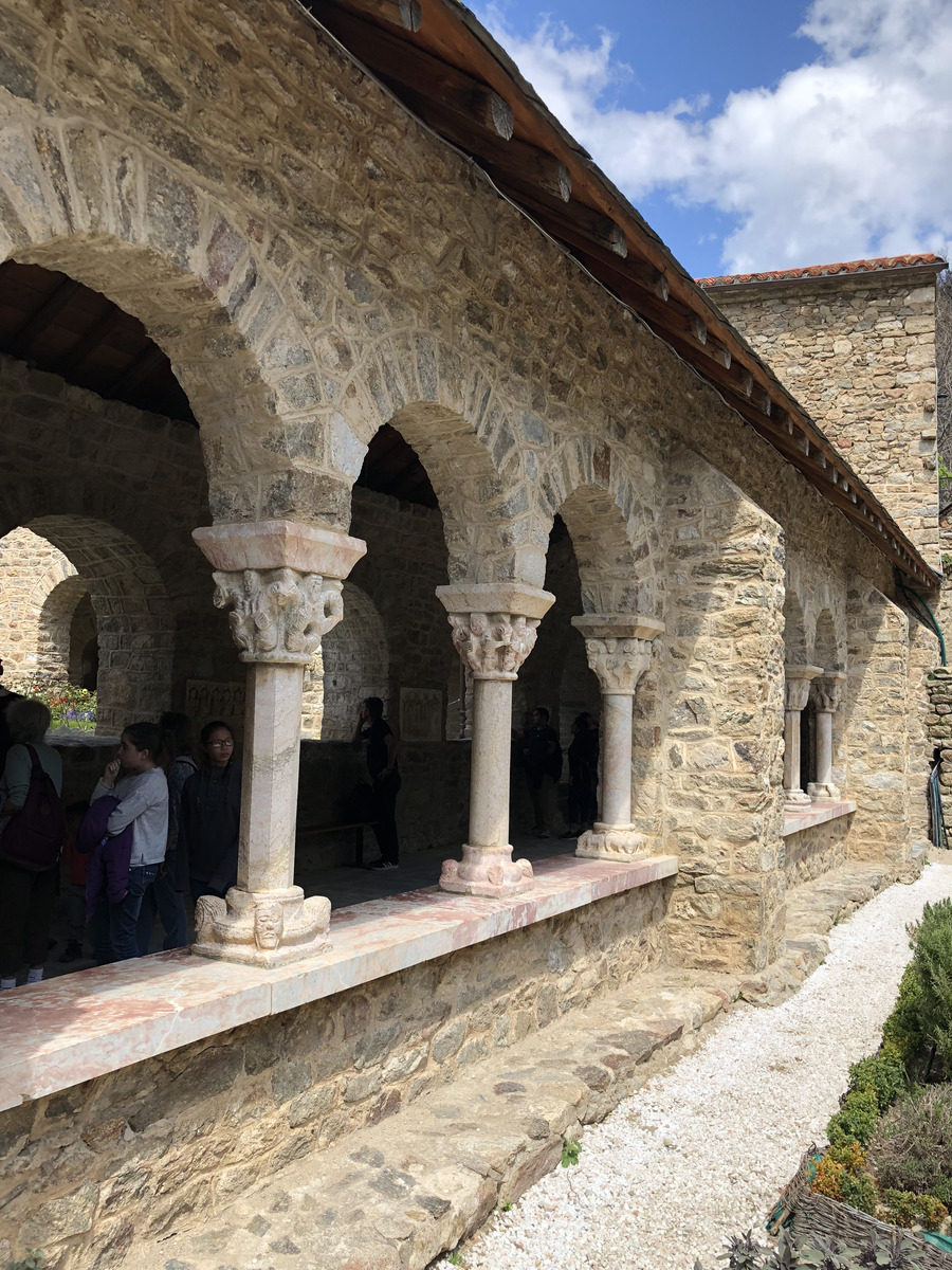 รูปถ่าย ฝรั่งเศส(France) แอบบีแซ็งมาร์แต็งดูกานีกู(Abbaye Saint Martin du Canigou) 2018-04 12