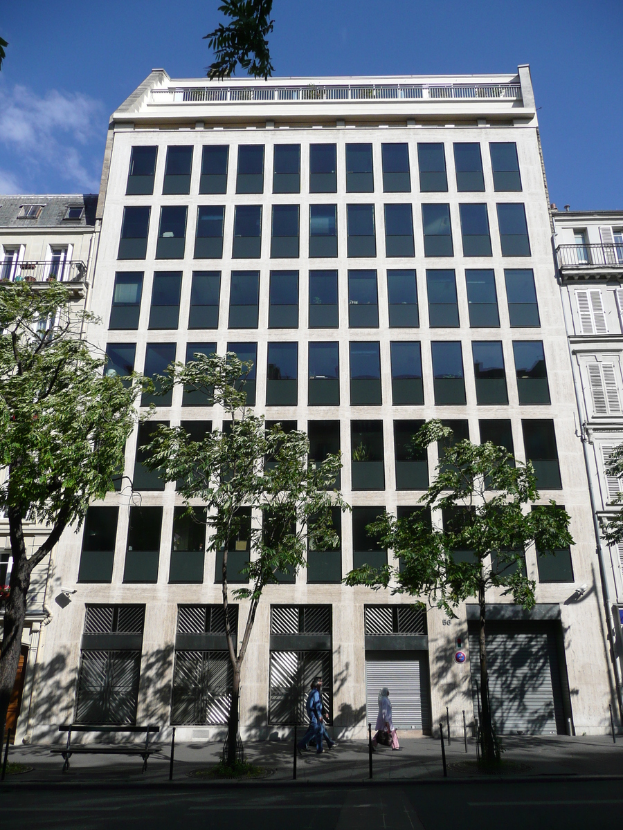 รูปถ่าย ฝรั่งเศส(France) ปารีส(Paris) คุ้มที่ 17 (17th Arrondissement) ถนนวากราม(Avenue de Wagram) 2007-05 33