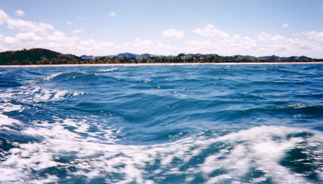รูปถ่าย มาดากัสการ์(Madagascar) เกาะแซ็งต์-มารี(Sainte Marie) 1999-10 17