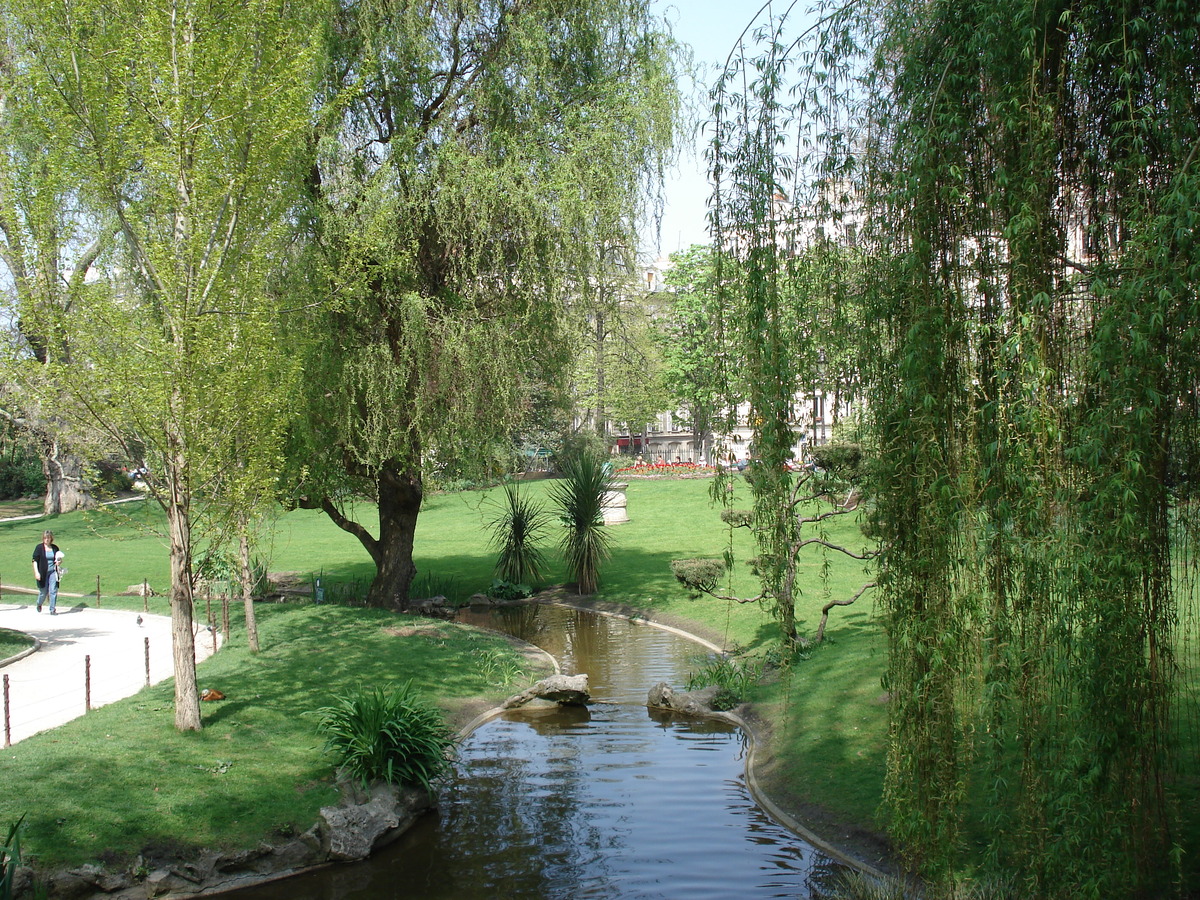 รูปถ่าย ฝรั่งเศส(France) ปารีส(Paris) สวนบาตีญอล(Square des Batignolles) 2006-04 6