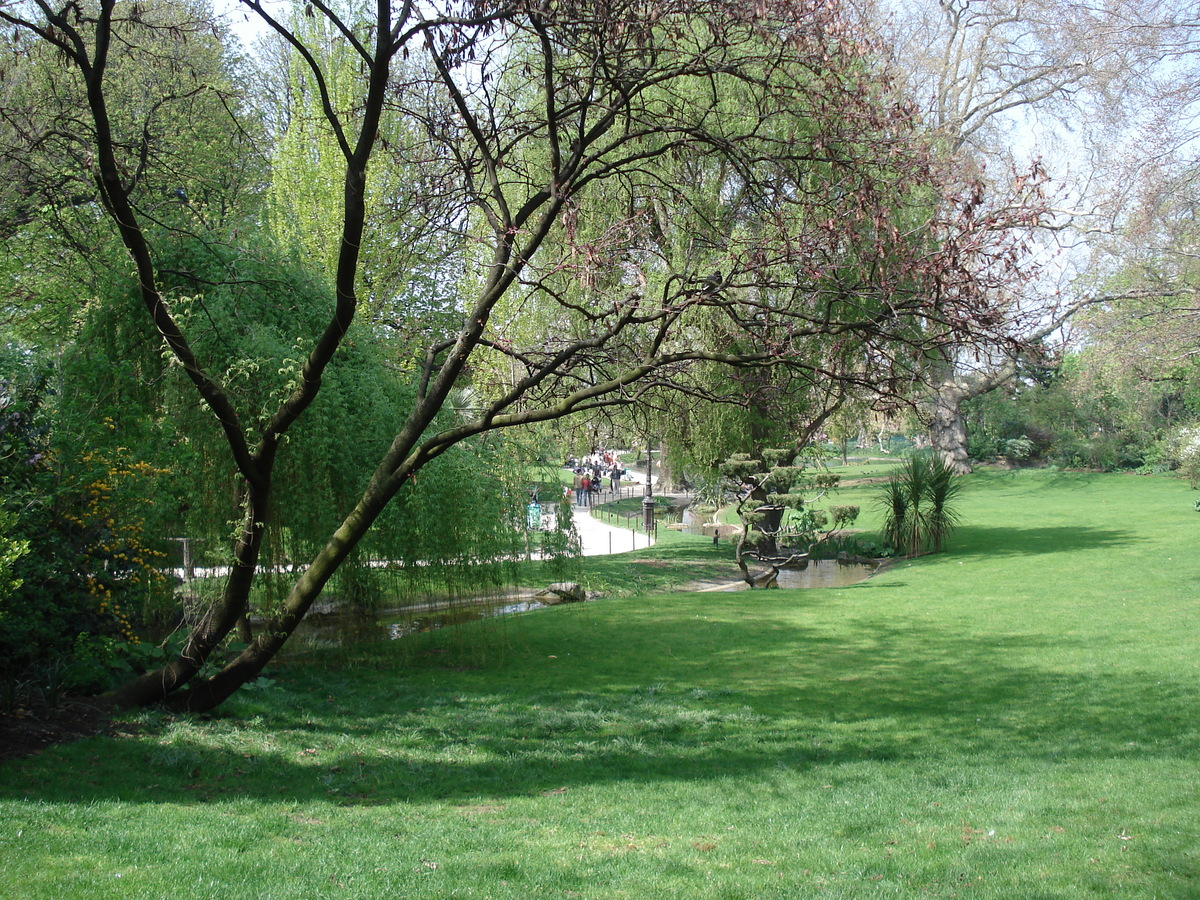 รูปถ่าย ฝรั่งเศส(France) ปารีส(Paris) สวนบาตีญอล(Square des Batignolles) 2006-04 15