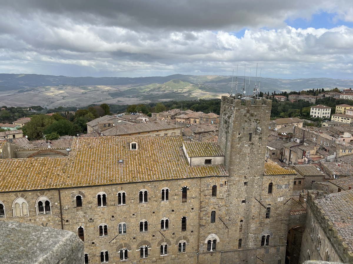 รูปถ่าย อิตาลี(Italy) วอลแตร์รา(Volterra) วังเดย์ปรีโอรี(Palazzo dei Priori) 2021-09 92