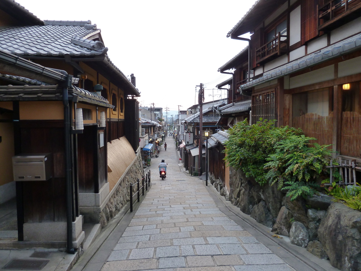 รูปถ่าย ญี่ปุ่น(Japan) เกียวโต(Kyoto) ถนนซันเน็นซากะ(Sannenzaka) 2010-06 42