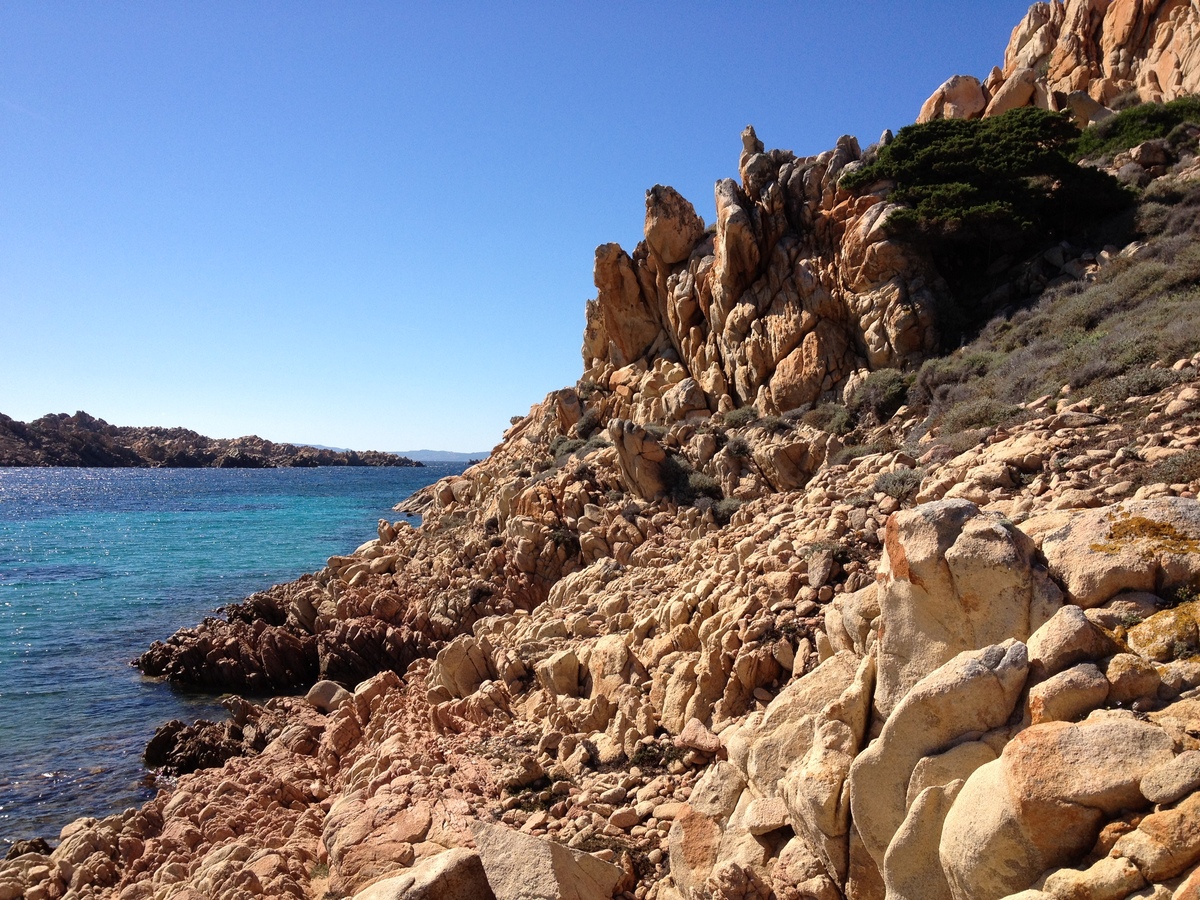 รูปถ่าย อิตาลี(Italy) อ่าวกาลาลุงกา(Cala Lunga) 2012-09 9