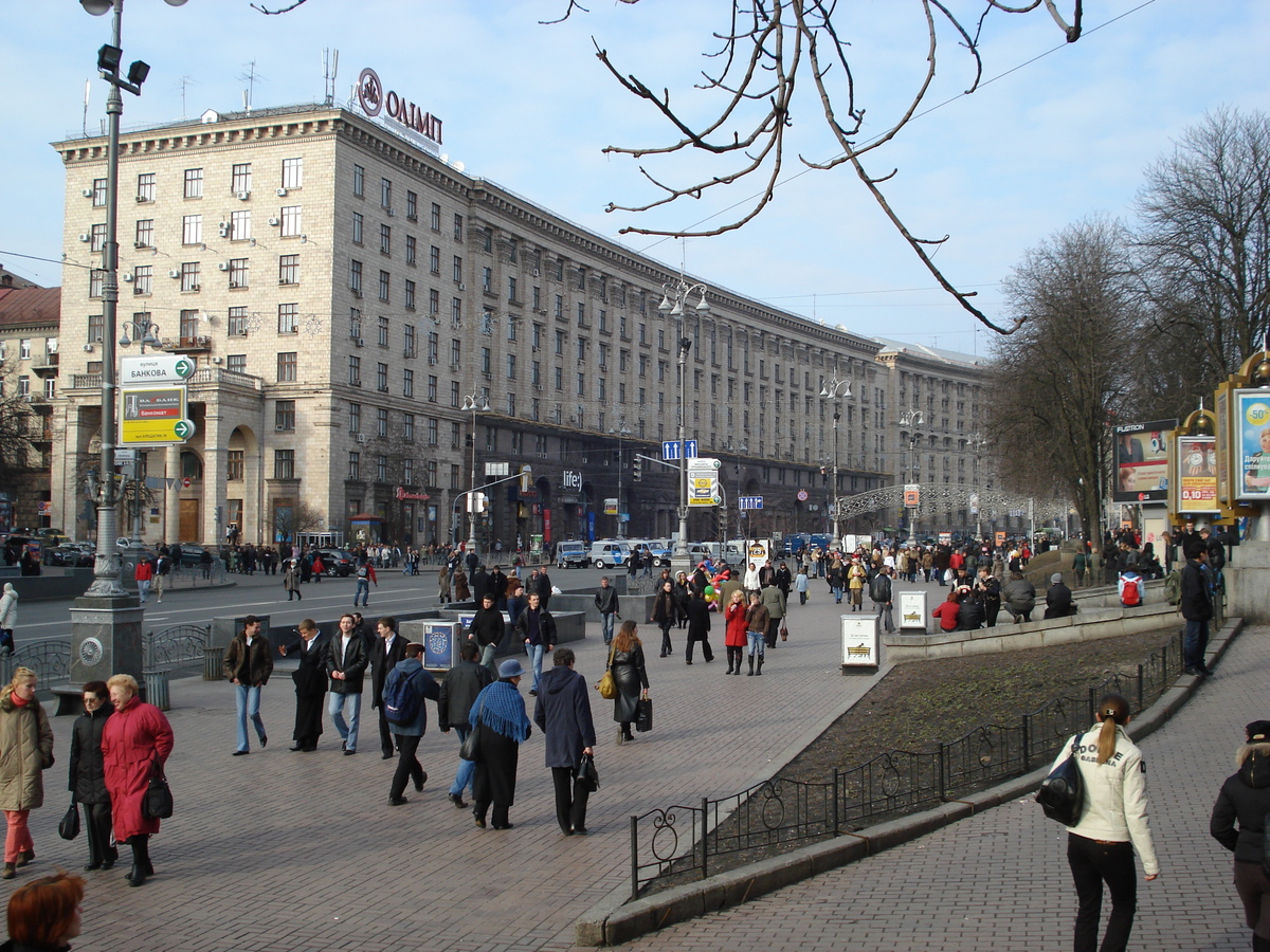 รูปถ่าย ยูเครน(Ukraine) เคียฟ(Kiev) ถนนเครชชาตือค(Kreschatyk Street) 2007-03 35