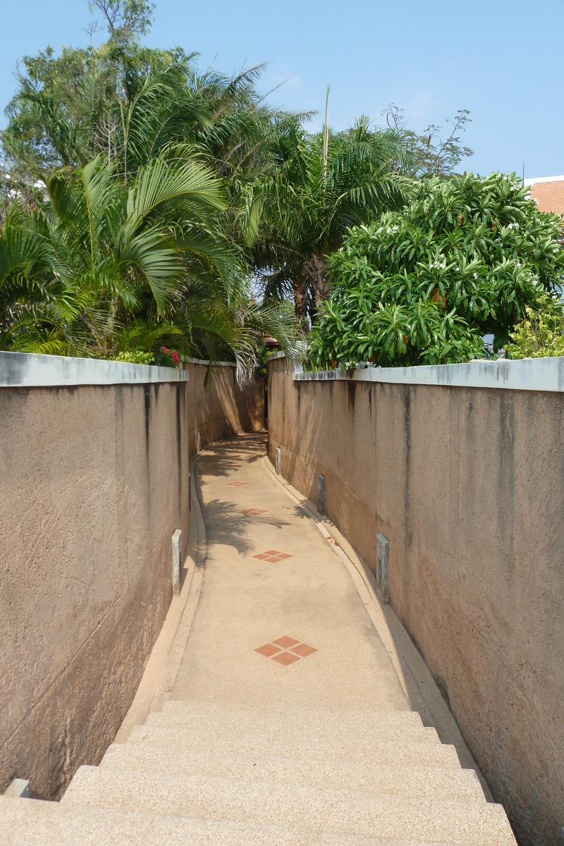 รูปถ่าย ไทย(Thailand) จอมเทียน(Jomtien) คอนโดลารอยัลบีช(La Royale Beach condo) 2011-02 35