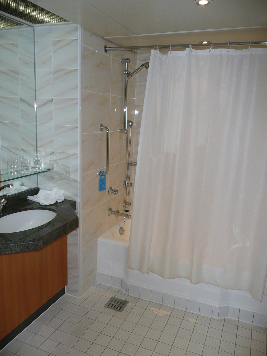 รูปถ่าย เยอรมนี(Germany) ดัสเซลดอร์ฟ(Dusseldorf) โรงแรมแรดิสัน(Radisson Hotel) 2007-05 11