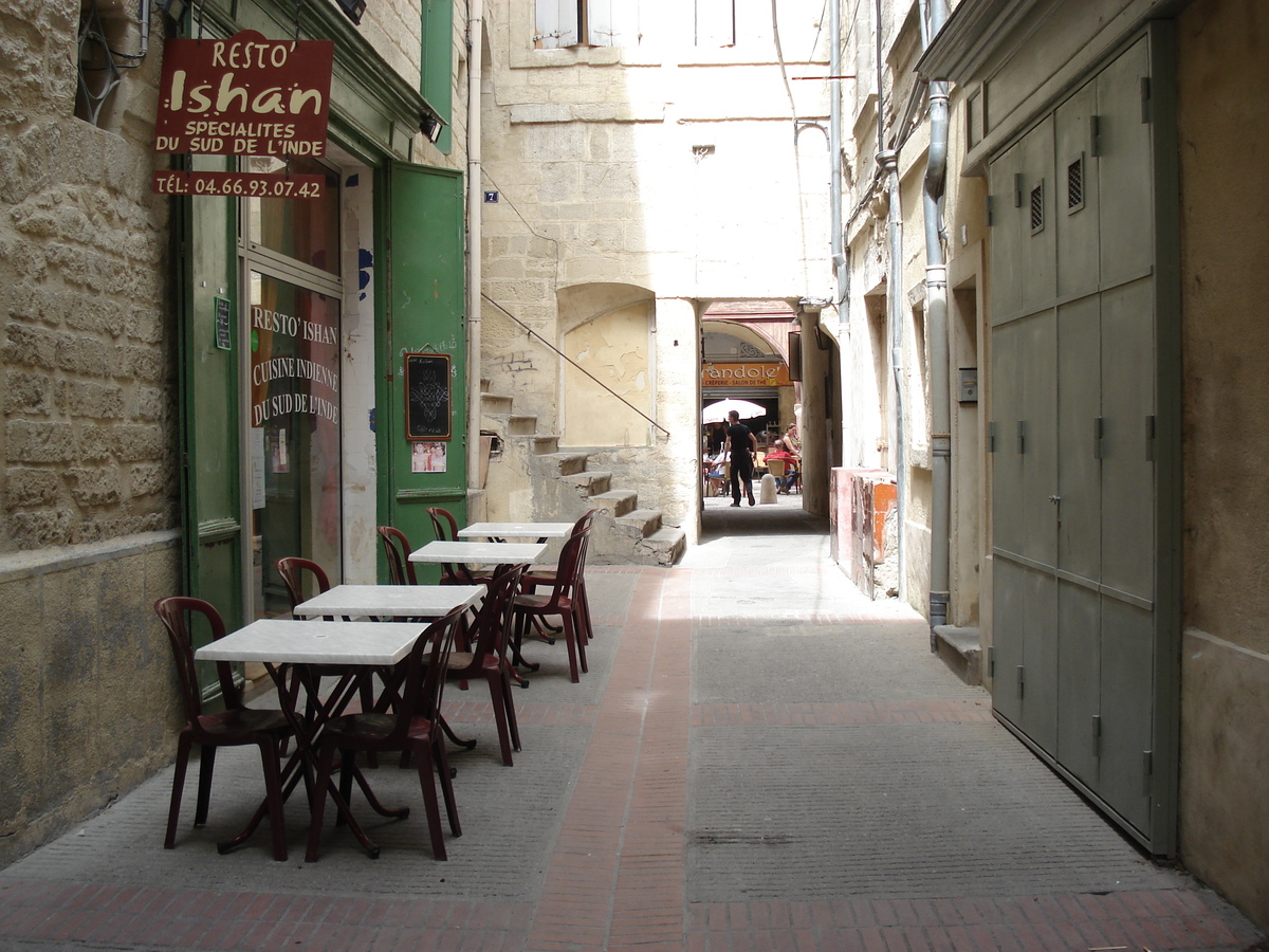 รูปถ่าย ฝรั่งเศส(France) โซเมียร์(Sommieres) 2006-06 44