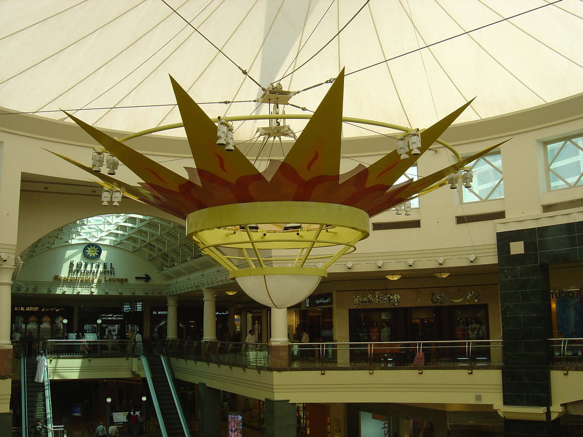 รูปถ่าย สหรัฐอาหรับเอมิเรตส์(United Arab Emirates) ดูไบ(Dubai) ห้างเดราซิตี้เซ็นเตอร์(Deira City Center Mall) 2005-09 39
