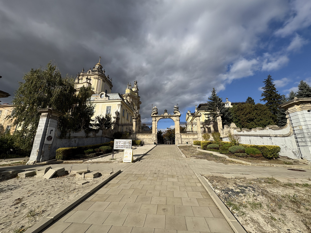 รูปถ่าย ยูเครน(Ukraine) ลวิฟ(Lviv) 2024-10 91