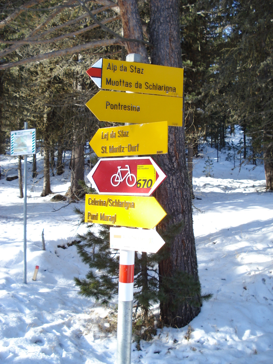รูปถ่าย สวิสเซอร์แลนด์(Switzerland) เซนต์มอริตซ์ ชลาริญญา(St Moritz Schlarigna) 2007-01 92