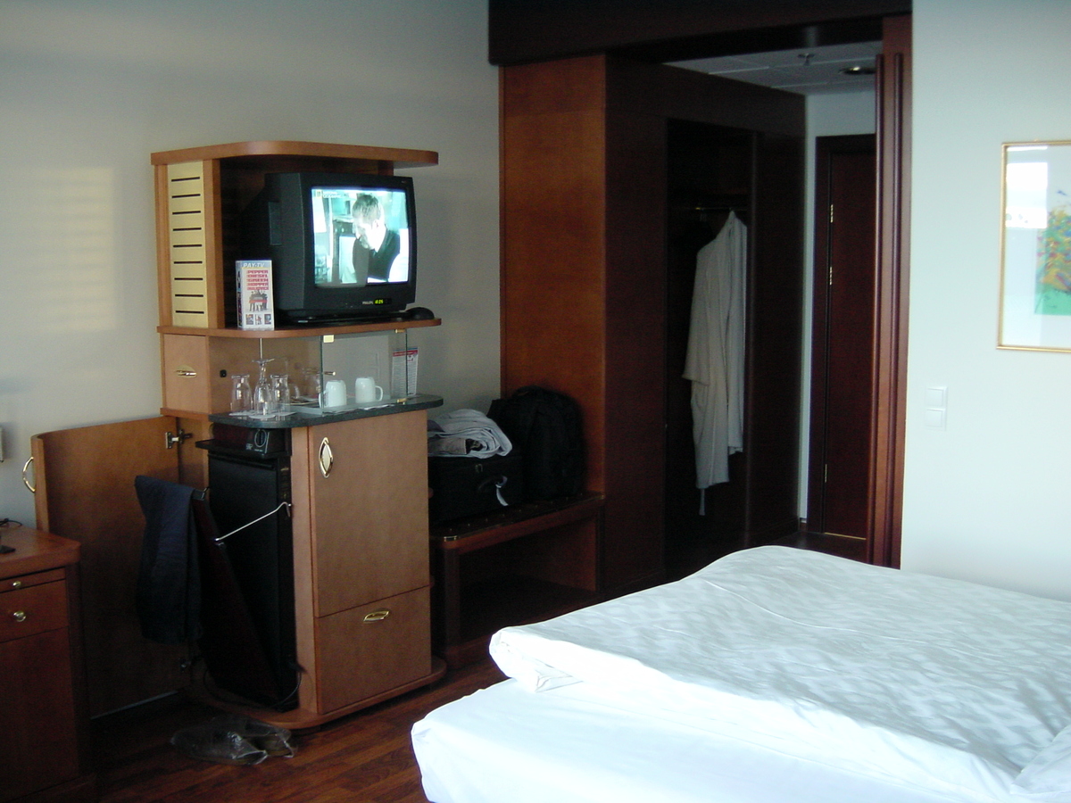รูปถ่าย ไอซ์แลนด์(Iceland) เรกยะวิก(Reykjavik) โรงแรมแรดิสัน เอสเอเอส(Radisson SAS Hotel) 2003-03 1