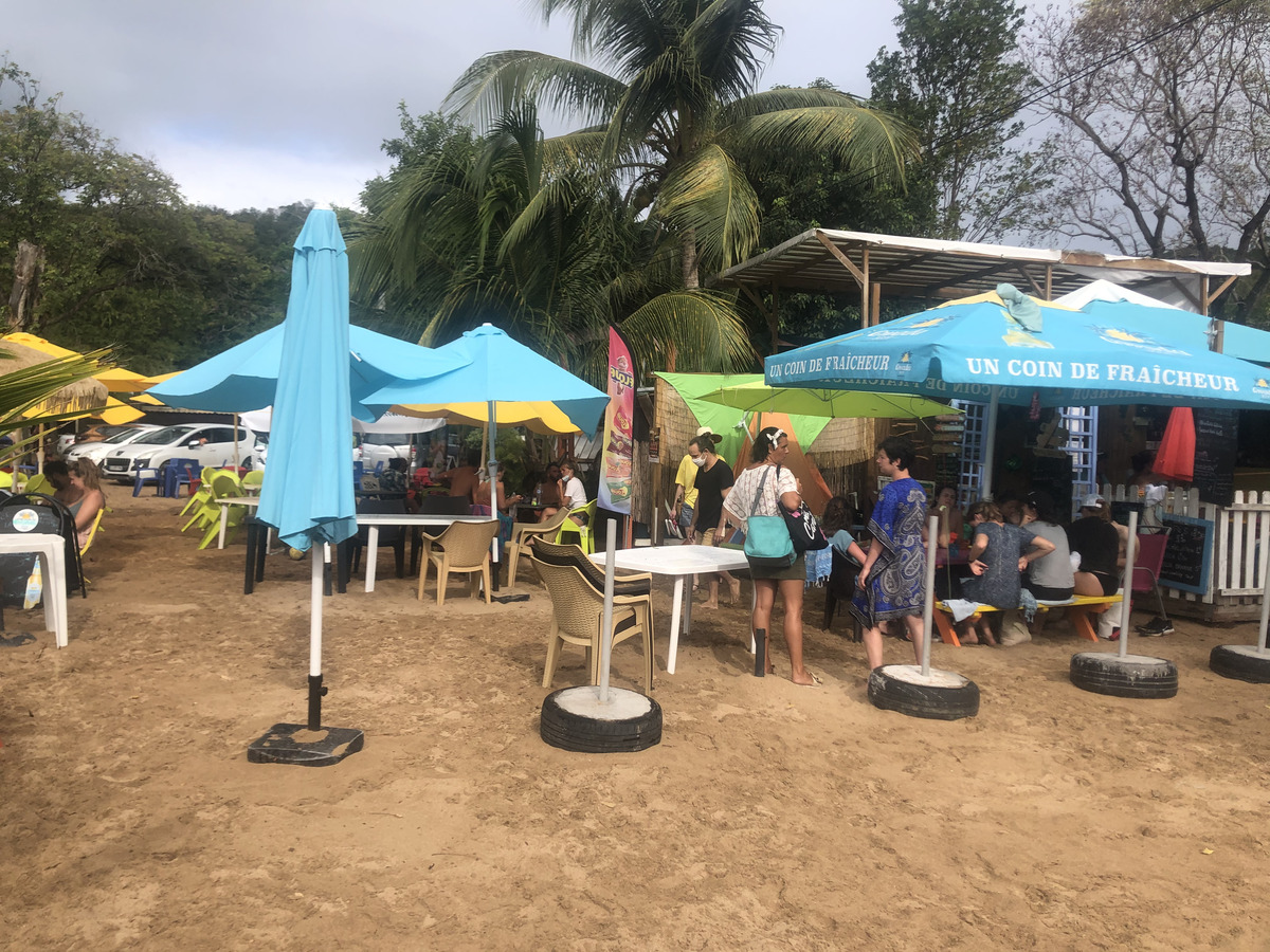 รูปถ่าย กวาเดอลูป(Guadeloupe) หาดลาแปร์ล(La Perle Beach) 2021-02 53