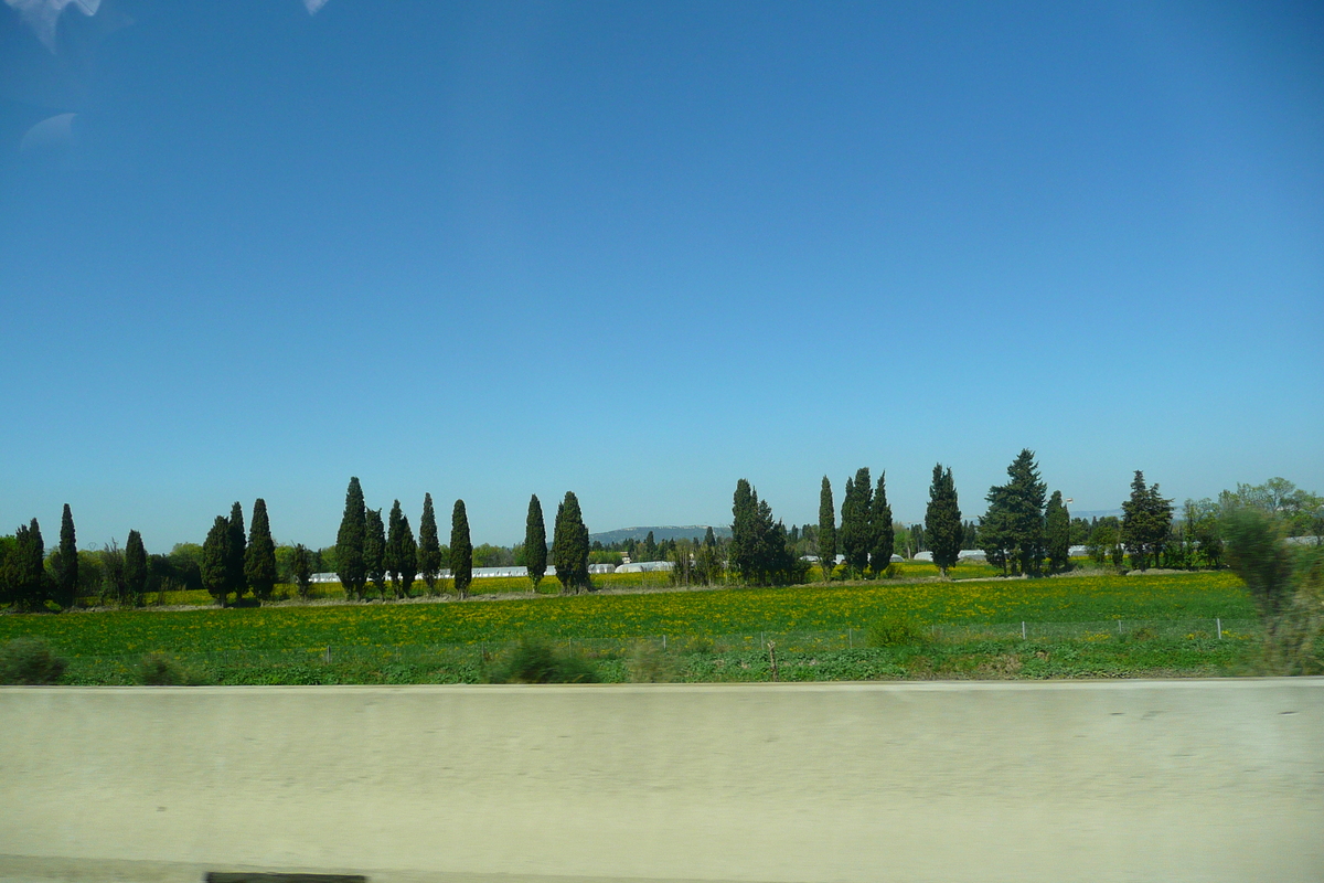 รูปถ่าย ฝรั่งเศส(France) โพรว็องส์(Provence) ถนนจากแอ็กซ์ไปมูรีแยส(Aix to Mouries road) 2008-04 1