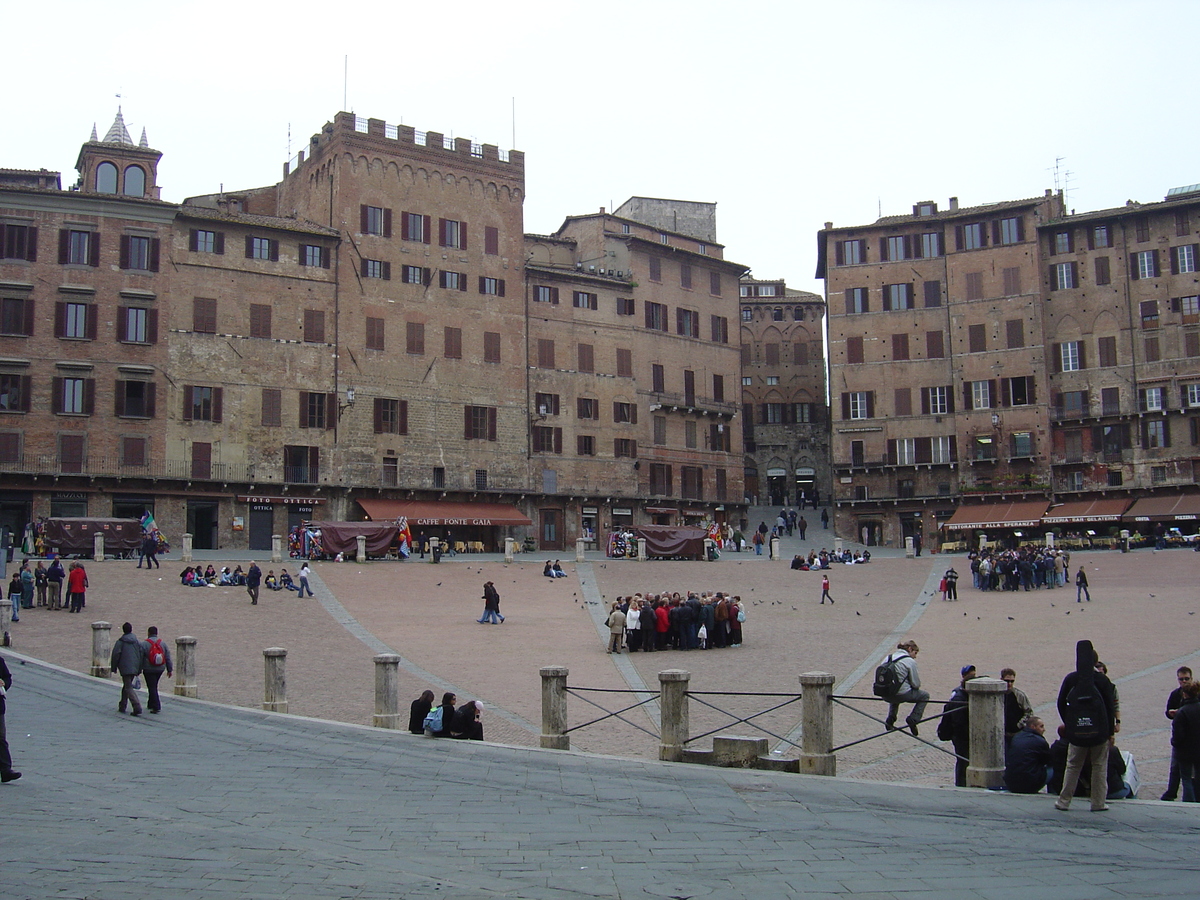 รูปถ่าย อิตาลี(Italy) ซีเอน่า(Siena) 2004-03 21