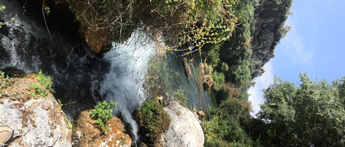 รูปถ่าย ฝรั่งเศส(France) ฟงแตน-เดอ-โวกลูซ(Fontaine-de-Vaucluse) 2017-08 35
