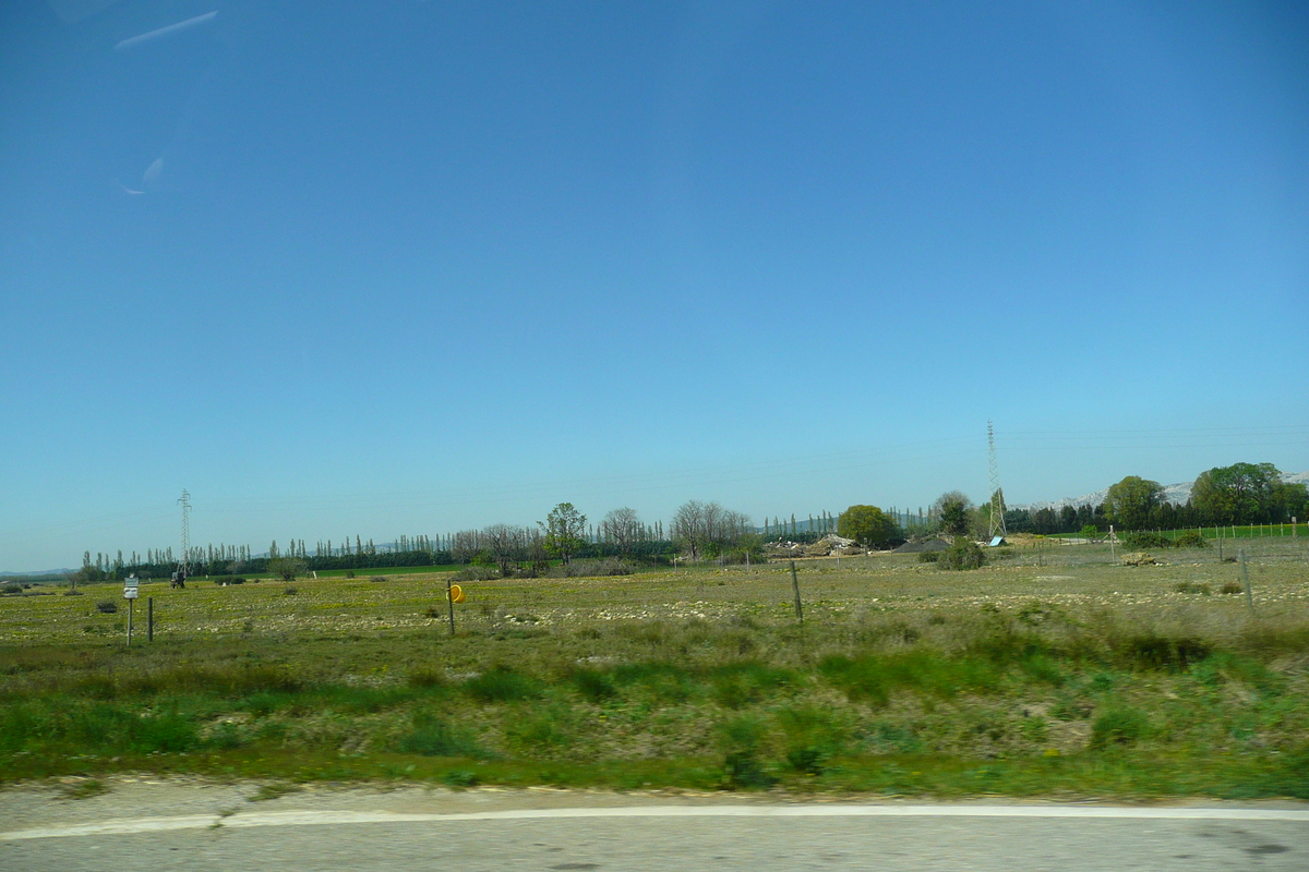 รูปถ่าย ฝรั่งเศส(France) โพรว็องส์(Provence) ถนนจากแอ็กซ์ไปมูรีแยส(Aix to Mouries road) 2008-04 21