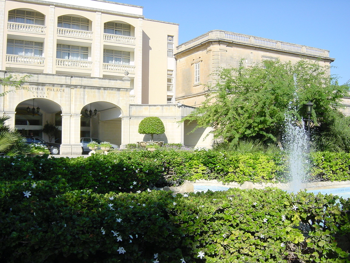 รูปถ่าย มอลตา(Malta) โรงแรมโครินเทีย พาเลซ(Corinthia Palace Hotel) 2001-08 1