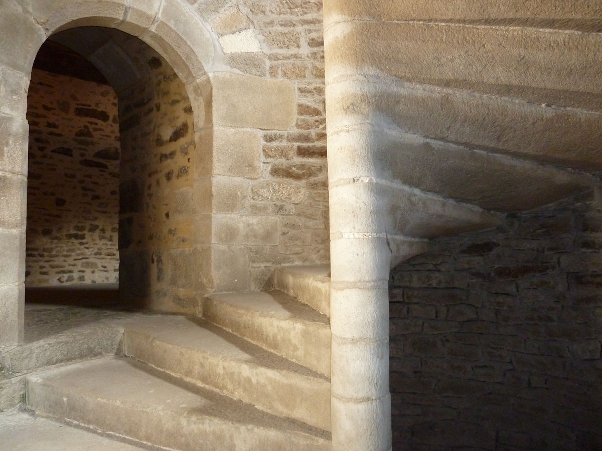 รูปถ่าย ฝรั่งเศส(France) ดีน็อง(Dinan) หอนาฬิกาดีน็อง(Dinan clock tower) 2010-04 41