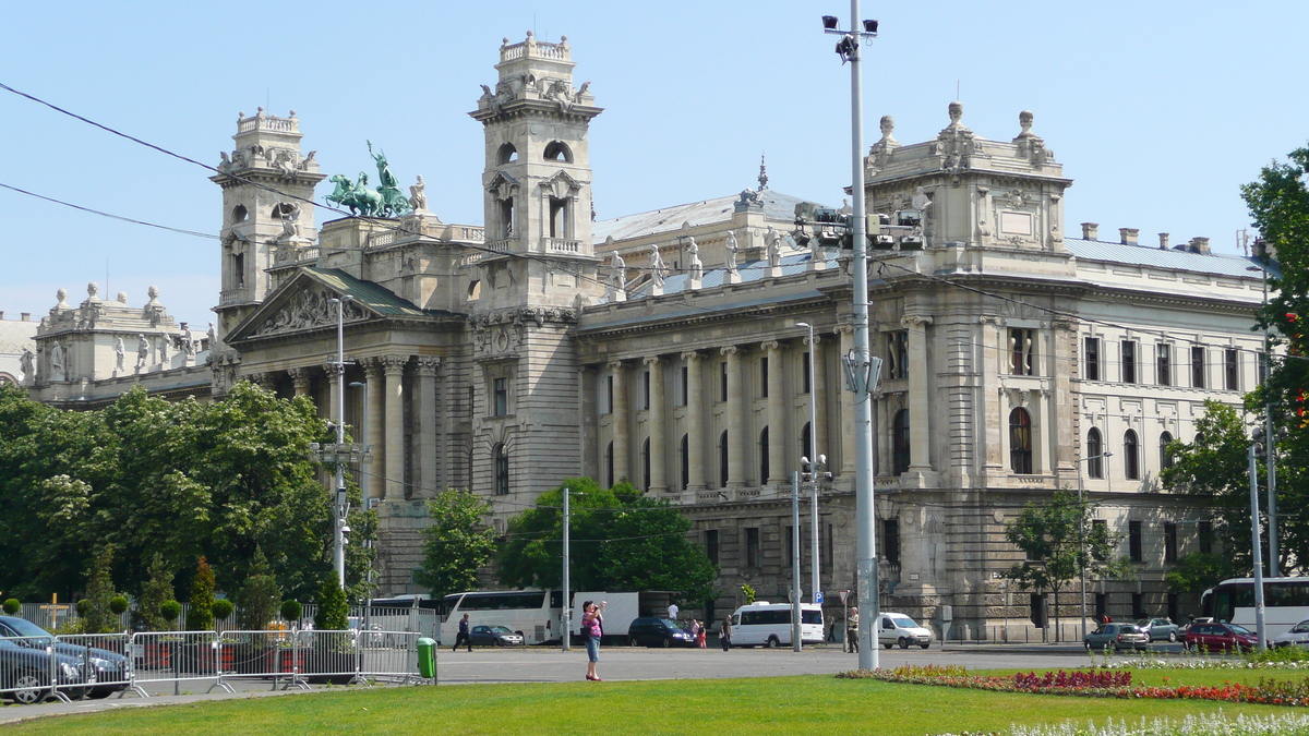 รูปถ่าย ฮังการี(Hungary) บูดาเปสต์(Budapest) อาคารรัฐสภาฮังการี(Budapest Parliament) 2007-06 15