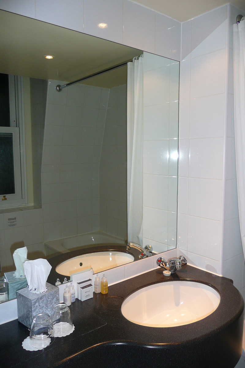 รูปถ่าย อังกฤษ(United Kingdom) ลอนดอน(London) โรงแรมสแตรนด์พาเลซ(Strand Palace Hotel) 2008-02 8
