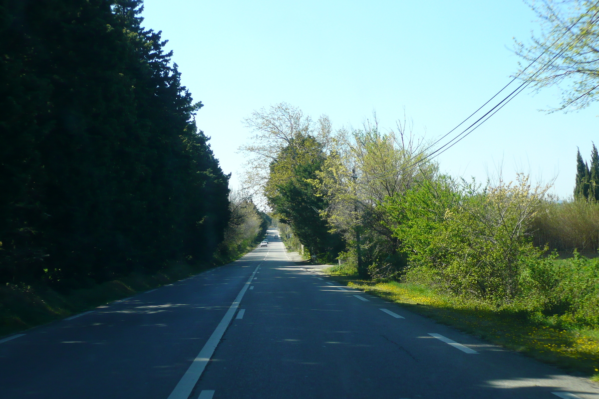 รูปถ่าย ฝรั่งเศส(France) โพรว็องส์(Provence) ถนนจากแอ็กซ์ไปมูรีแยส(Aix to Mouries road) 2008-04 3
