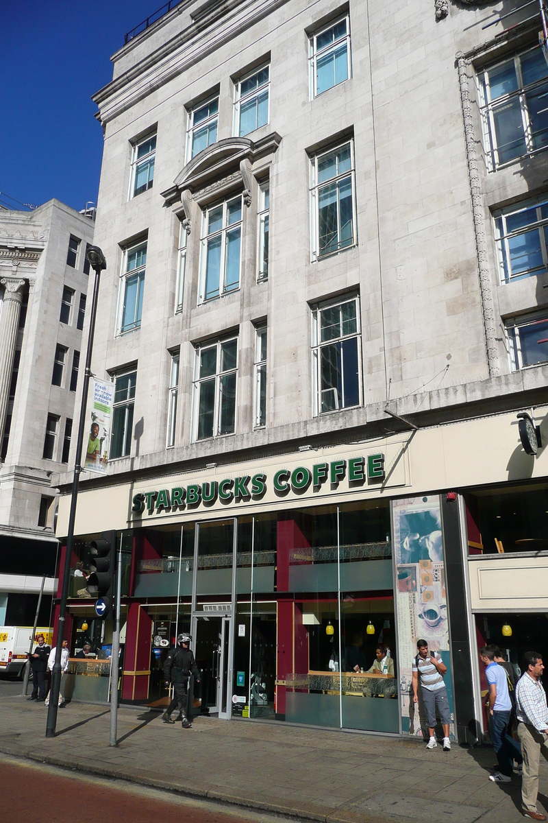 รูปถ่าย อังกฤษ(United Kingdom) ลอนดอน(London) ถนนนิวออกซ์ฟอร์ด(New Oxford Street) 2007-09 14