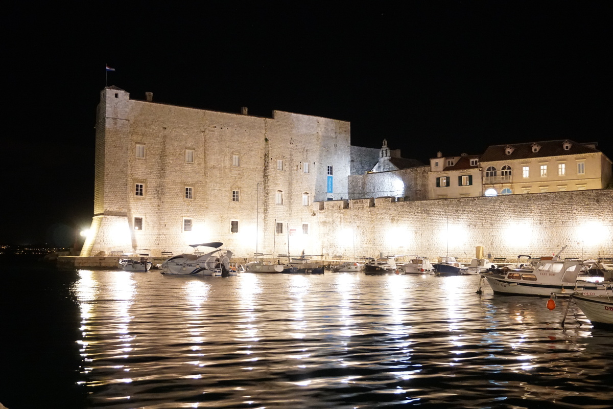 รูปถ่าย โครเอเชีย(Croatia) ดูบรอฟนิก(Dubrovnik) 2016-04 13