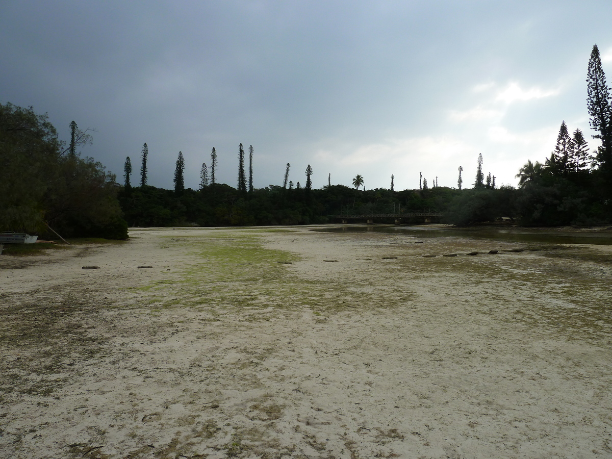 รูปถ่าย นิวแคลิโดเนีย(New Caledonia) เกาะต้นสน(Ile des pins) อ่าวโอโร(Oro Bay) 2010-05 93