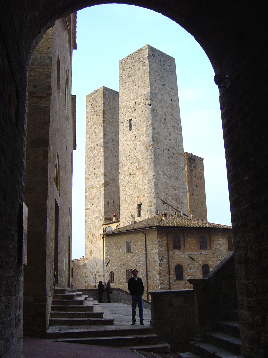 รูปถ่าย อิตาลี(Italy) ซานจีมิญญาโน(San Gimignano) 2004-03 18
