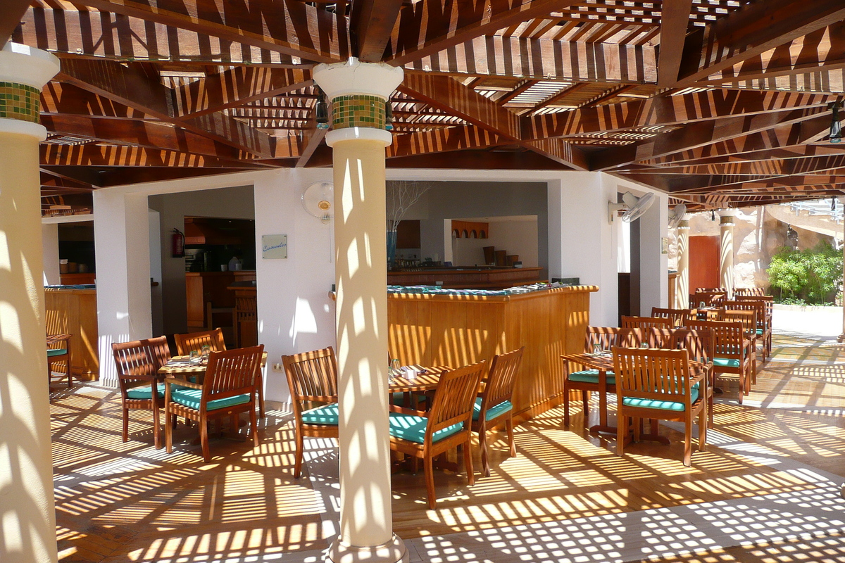 รูปถ่าย อียิปต์(Egypt) ชาร์มเอลชีค(Sharm el Sheikh) โรงแรมไฮแอต(Hyatt Hotel) สระว่ายน้ำไฮแอต ชาร์มเอลชีค(Hyatt Sharm el Sheikh Pool) 2008-06 61