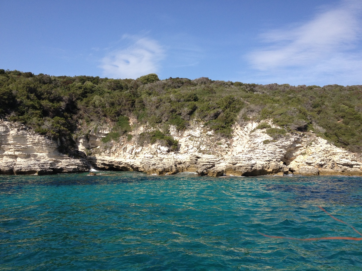 รูปถ่าย ฝรั่งเศส(France) คอร์สิคา(Corsica) อ่าวหินฟัซซีโอ(Calanque de Fazzio) 2012-09 16