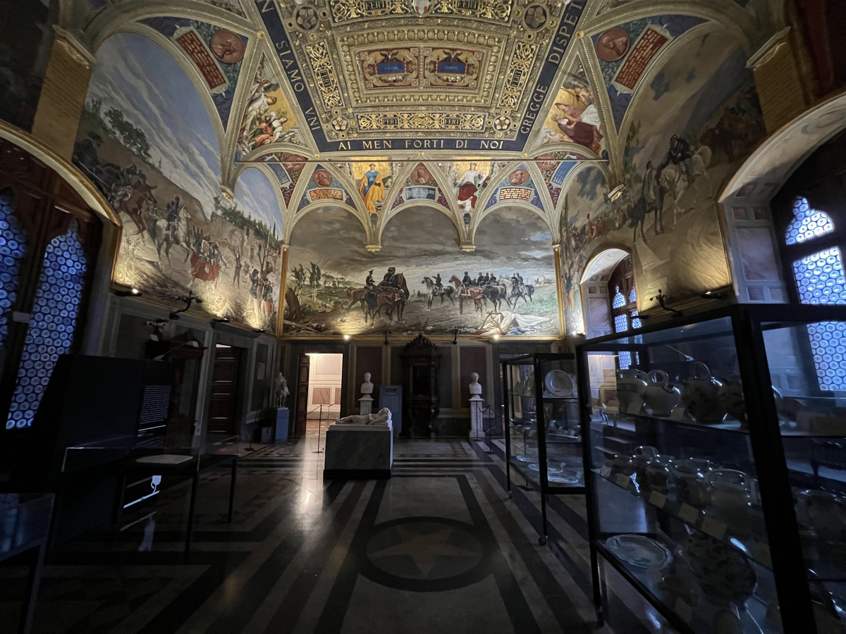 รูปถ่าย อิตาลี(Italy) ซีเอน่า(Siena) วังปุบบลีโก(Palazzo Pubblico) 2021-09 111