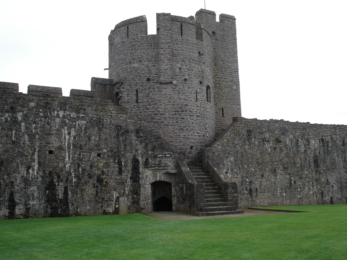 รูปถ่าย อังกฤษ(United Kingdom) เปมโบรคเชอร์(Pembrokeshire) เปมโบรค(Pembroke) ปราสาท(Castle) 2006-05 13