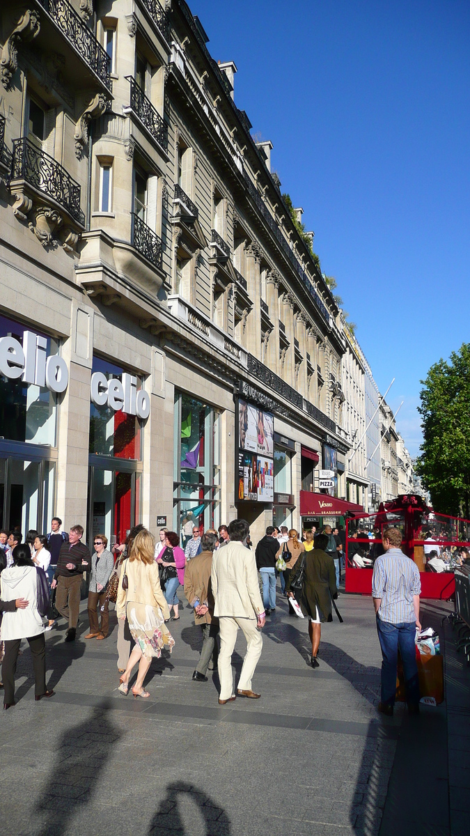 รูปถ่าย ฝรั่งเศส(France) ปารีส(Paris) ช็องเซลีเซ(Champs Elysees) 2007-04 8